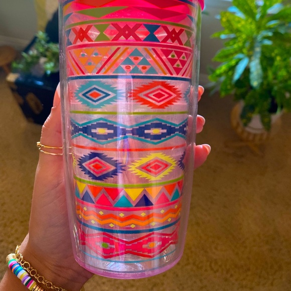 Aztec Printed Tumblr - Picture 2 of 8